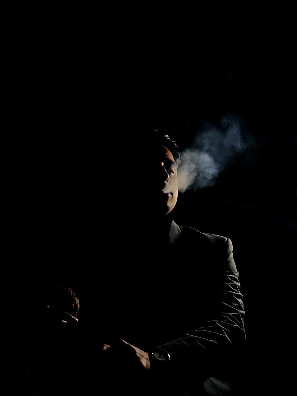man, smoke, model-4734436.jpg